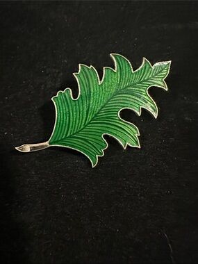 Green Leaf Enamel Brooch
